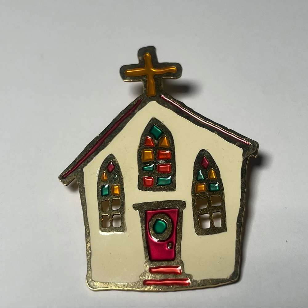 Vtg two hands handcrafted chapel brooch